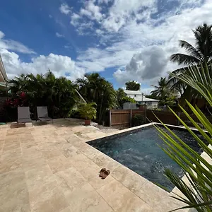 https://la-villa-des-tropiques.comcaribbean.com